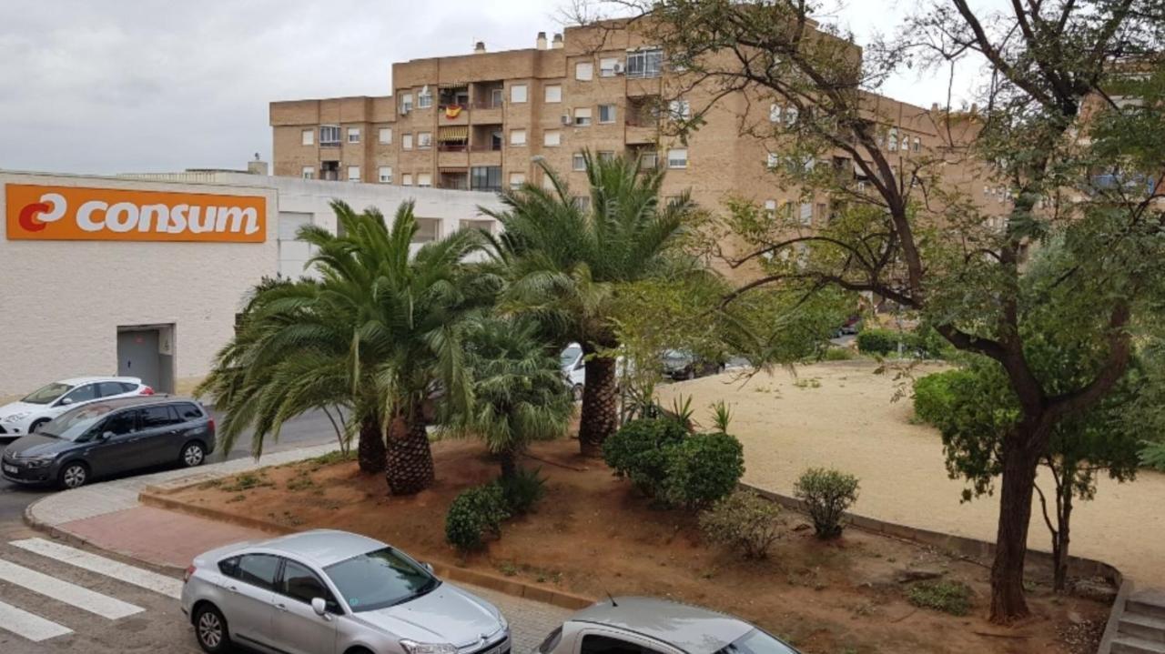 Habitacion Privada Cerca De Valencia En Vivienda Compartida Paterna Bagian luar foto