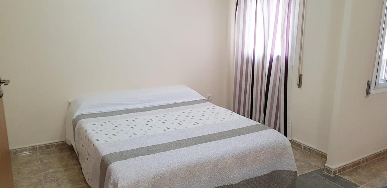 Habitacion Privada Cerca De Valencia En Vivienda Compartida Paterna Bagian luar foto